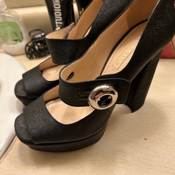 Gorgeous Mary Jane style open toe Botties by Prada - Picture 4 of 4